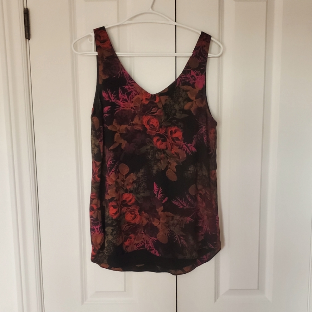RW Sleeveless Floral Top